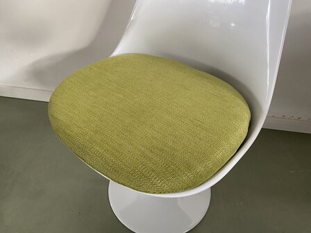 Kussen Saarinen Tulip stoel zonder armleuning van KNOLL - vintage groen