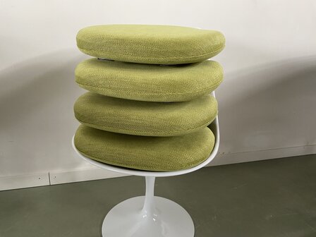 Kussen Saarinen Tulip stoel zonder armleuning van KNOLL - vintage groen